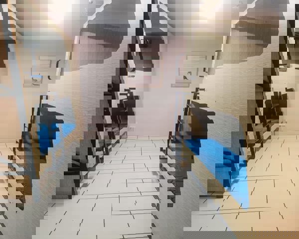 Mix 4 Bed Dorm (18-35 Age Only)